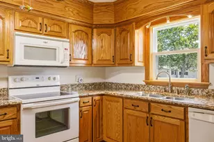 606 S 1st St, Shenandoah, VA 22849 - Photo 17