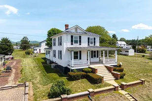 606 S 1st St, Shenandoah, VA 22849 - Photo 3