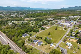 606 S 1st St, Shenandoah, VA 22849 - Photo 85