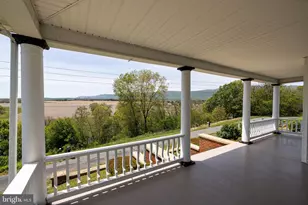 606 S 1st St, Shenandoah, VA 22849 - Photo 5