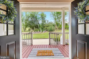 1050 Almond Dr, Luray, VA 22835 - Photo 3