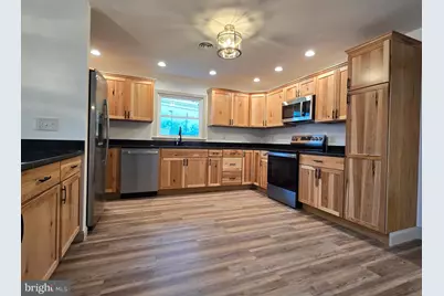 310 W Main Street, Stanley, VA 22851 - Photo 17