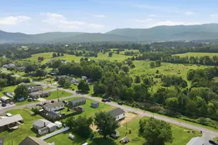 604 6th St, Luray, VA 22835 - Photo 27