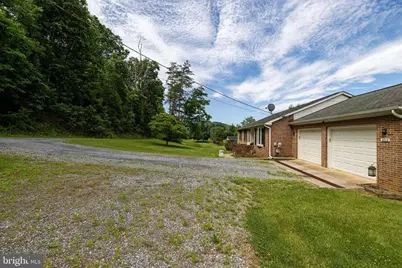402 Lauck Lane, Stanley, VA 22851 - Photo 9