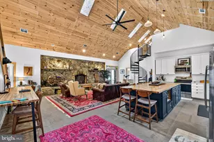 3827 Pine Grove Rd, Stanley, VA 22851 - Photo 5