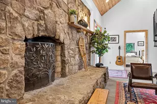 3827 Pine Grove Rd, Stanley, VA 22851 - Photo 15