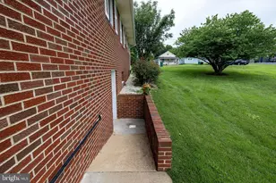 201 1st St, Luray, VA 22835 - Photo 59