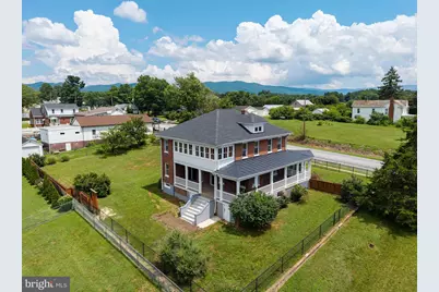501 Pennsylvania Avenue, Shenandoah, VA 22849 - Photo 3