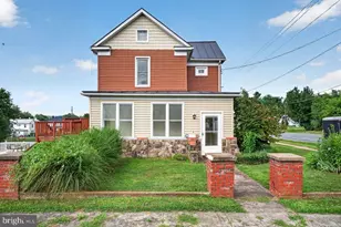 401 6th St, Shenandoah, VA 22849 - Photo 1