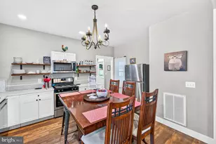 146 E Main St, Luray, VA 22835 - Photo 11