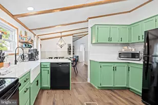 210 Savannah, Stanley, VA 22851 - Photo 43