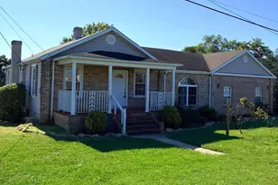 703 10th St, Shenandoah, VA 22849 - Photo 1
