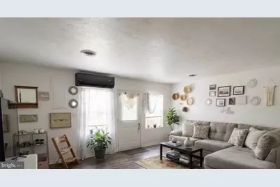 307 E Main Street #D2, Stanley, VA 22851 - Photo 5