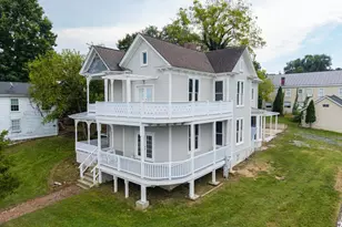 333 W Main St, Luray, VA 22835 - Photo 1