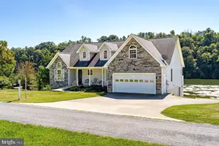 379 Riverside Dr, Luray, VA 22835 - Photo 1