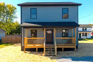 134 N Hawksbill St, Luray, VA 22835 - Photo 1