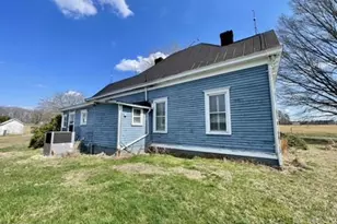 2136 Rocksprings Rd, Ringgold, VA 24586 - Photo 19