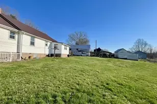 2092 Rocksprings Rd, Ringgold, VA 24586 - Photo 7