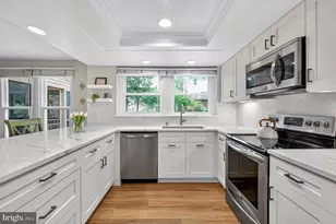 15310 Iris Ln, Dumfries, VA 22025 - Photo 11