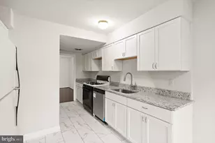 4332 Eileen Ct, Woodbridge, VA 22193 - Photo 5