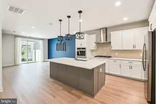 3703 Havertill Ln, Woodbridge, VA 22193 - Photo 11