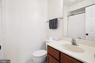 16879 Sea Lawn Pl, Woodbridge, VA 22191 - Photo 19