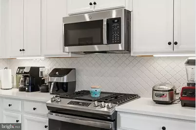 18363 Reaper Hill Court, Triangle, VA 22172 - Photo 13