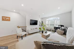 18363 Reaper Hl Ct, Triangle, VA 22172 - Photo 5