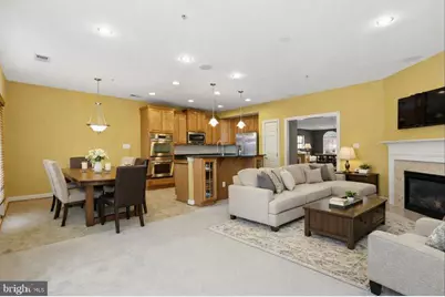 2488 Eastbourne Drive #313, Woodbridge, VA 22191 - Photo 7