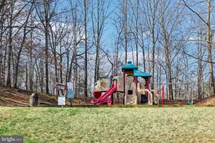 3877 Ogilvie Ct, Woodbridge, VA 22192 - Photo 57