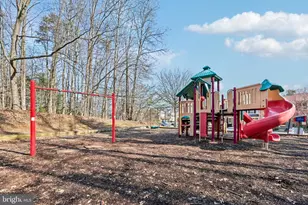 3877 Ogilvie Ct, Woodbridge, VA 22192 - Photo 59