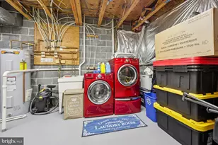 3877 Ogilvie Ct, Woodbridge, VA 22192 - Photo 39