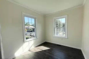 2856 Bowes Ln, Woodbridge, VA 22193 - Photo 11