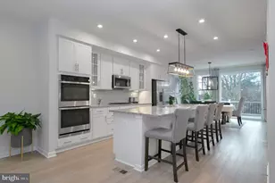 18245 Summit Pointe Dr, Triangle, VA 22172 - Photo 11