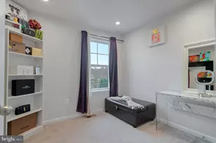 18245 Summit Pointe Dr, Triangle, VA 22172 - Photo 21