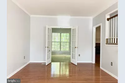 13202 Mountain Ash Court, Woodbridge, VA 22192 - Photo 5