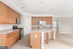 12314 Tanalian Falls Ln, Bristow, VA 20136 - Photo 21