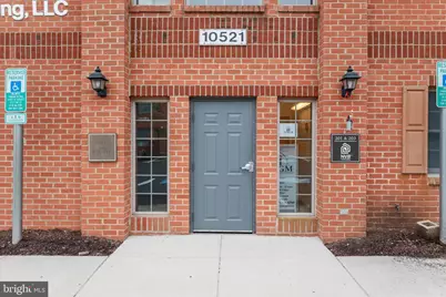 10521 Crestwood Drive #203, Manassas, VA 20109 - Photo 5