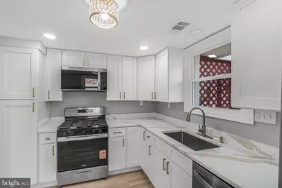 13814 Greenwood Drive, Woodbridge, VA 22193 - Photo 5