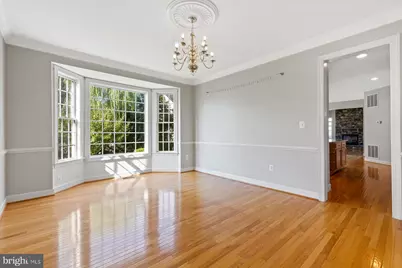 8633 Wales Court, Gainesville, VA 20155 - Photo 7