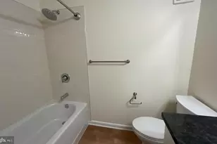 16318 Taconic Cir, Dumfries, VA 22025 - Photo 13