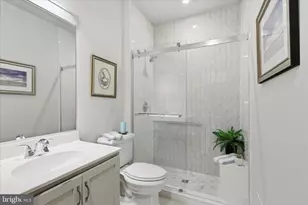 4868 Palmers Ridge Ct, Haymarket, VA 20169 - Photo 9