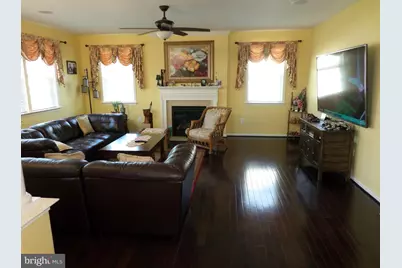 16318 Boatswain Circle, Woodbridge, VA 22191 - Photo 11