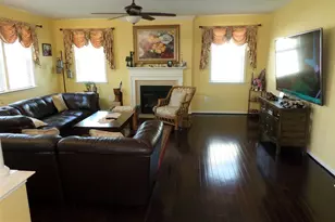 16318 Boatswain Cir, Woodbridge, VA 22191 - Photo 11
