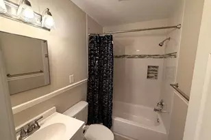 7713 Huron Dr, Gainesville, VA 20155 - Photo 5