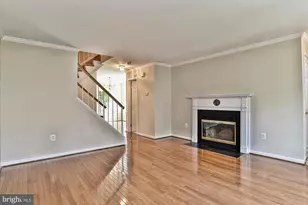 12817 Mill Brook Ct, Woodbridge, VA 22192 - Photo 5