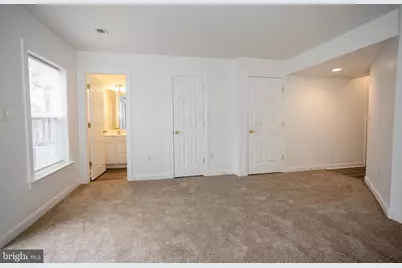 8150 Rainwater Circle, Manassas, VA 20111 - Photo 11