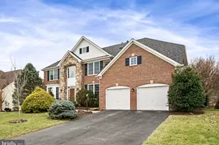 9084 Acadia Park Dr, Bristow, VA 20136 - Photo 3