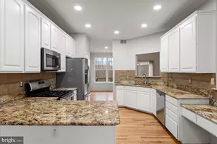 3764 Tonbridge Pl, Woodbridge, VA 22192 - Photo 7