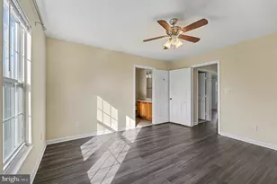 8621 Walcott Ct, Manassas, VA 20111 - Photo 11